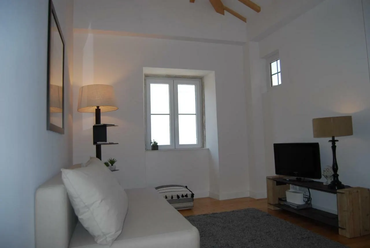 Berta Village, Old Quarter Lisbon Apartment