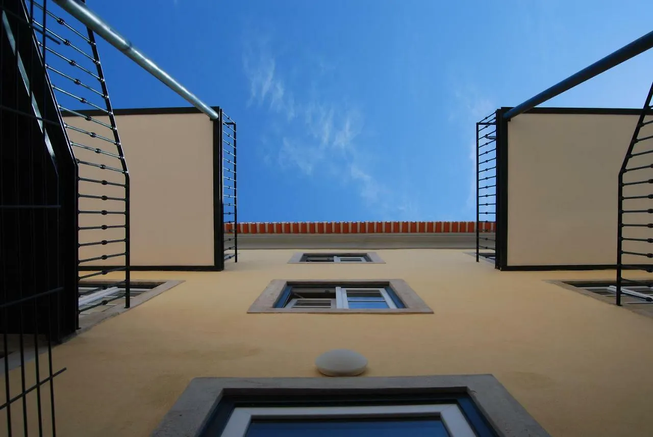 Apartment Berta Village, Old Quarter Lissabon